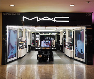 M.A.C 